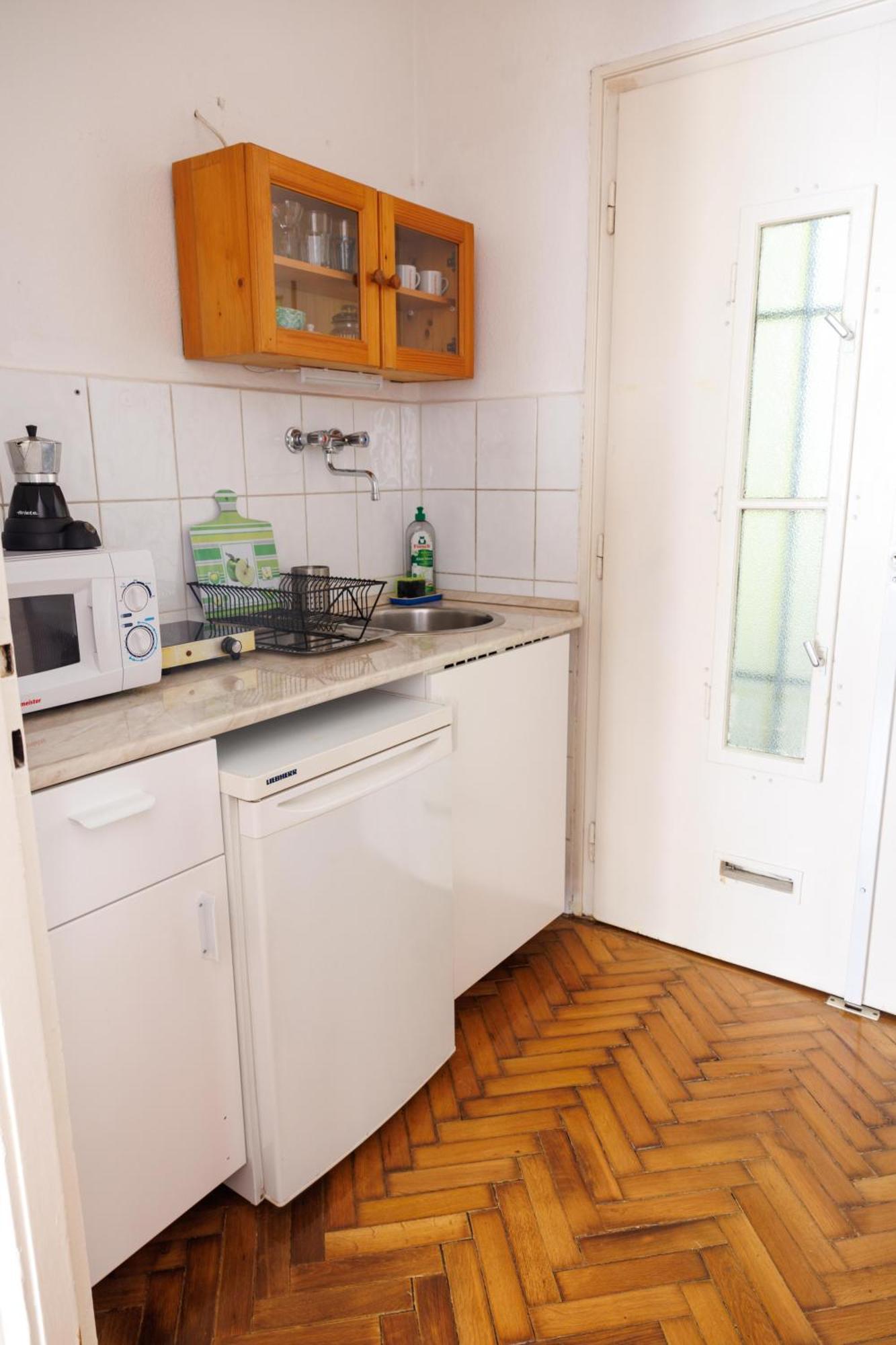 Studio With Terrace In Heart Of The City Budapeste Exterior foto